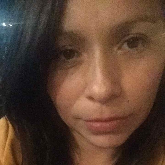 Meet your Posher, Isabel - Picture 1 of 1